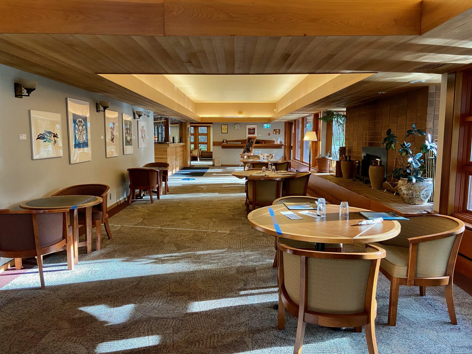 Fireplace Lounge University Club